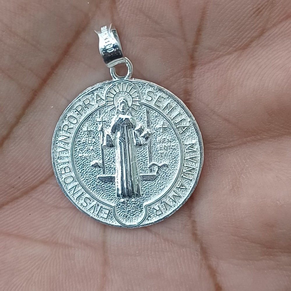 925 Sterling Silver Oendant